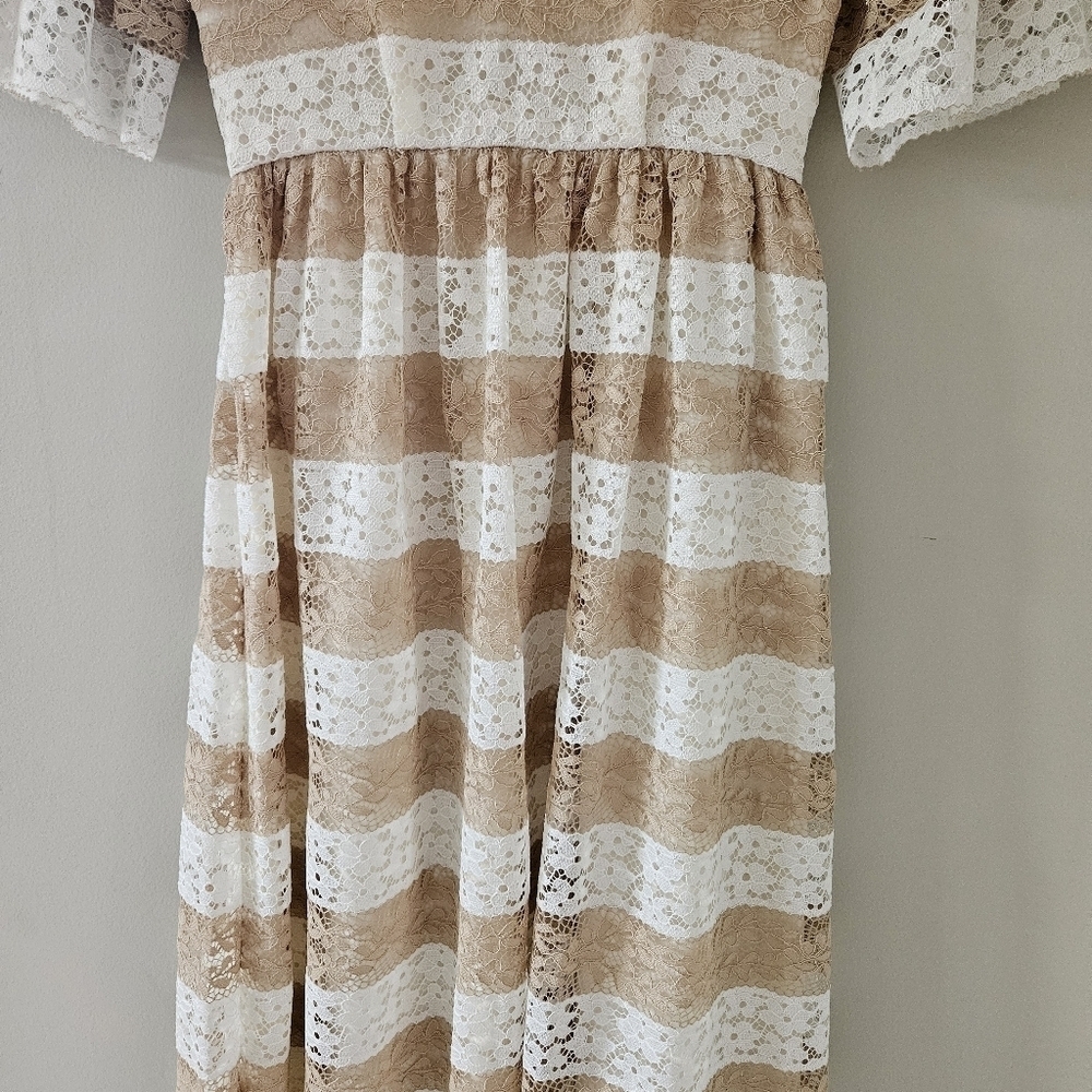 Huishan Zhang Resort 2017 Tan And White Stripe Lace Tiered Maxi Dress — image 5 of 8